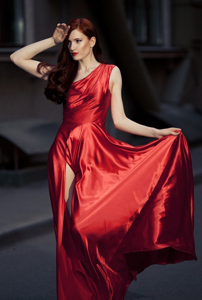 Lady in Red   (Фотограф: Юрий Журавов)