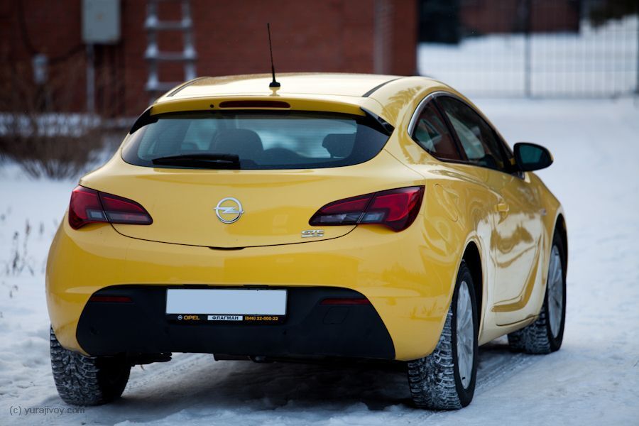 Opel Astra GTC