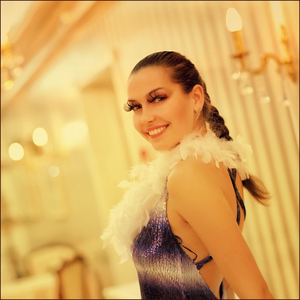 ---= Miss December =---