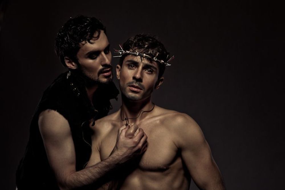 judas kiss...