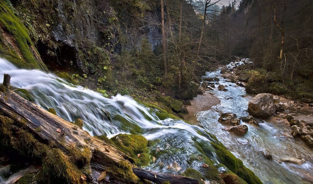 Про Курджипс и его водопад