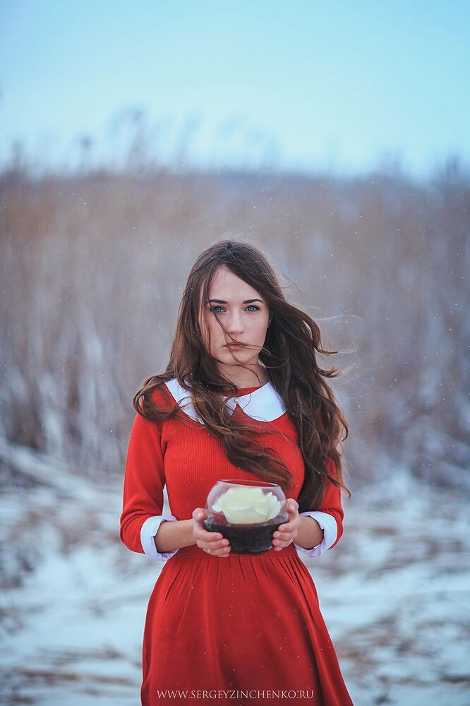 Girl & Rose
