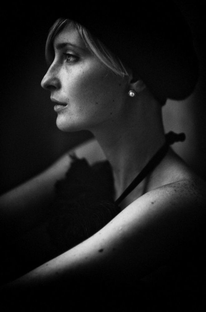 b/w