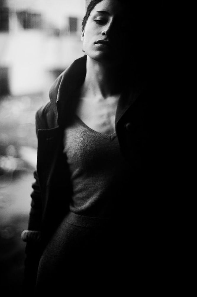 b/w