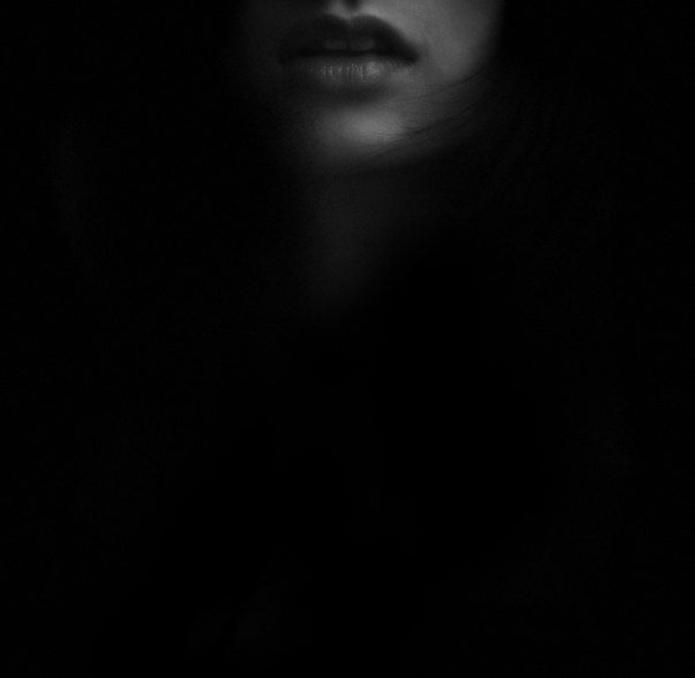 b/w
