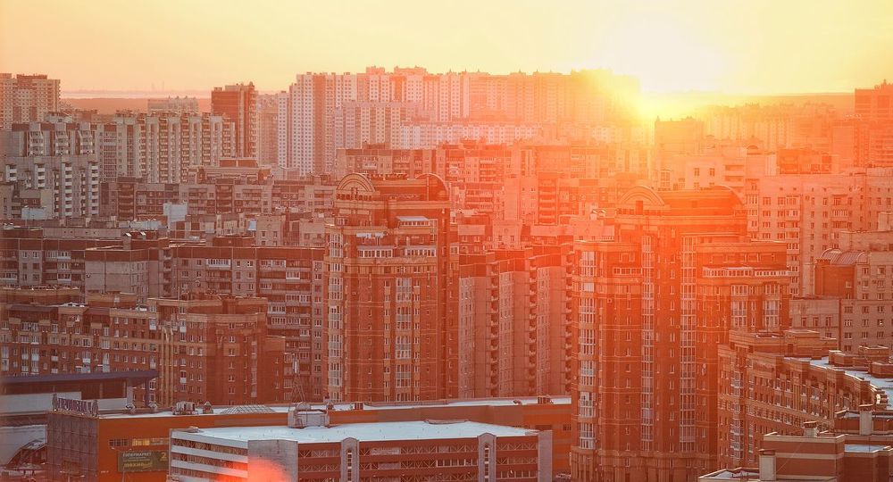 Про городские окраины,типовую застройку,"горящие" арки, чаек и финский..