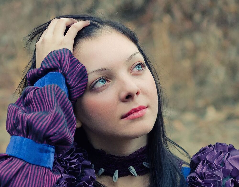 Высоко