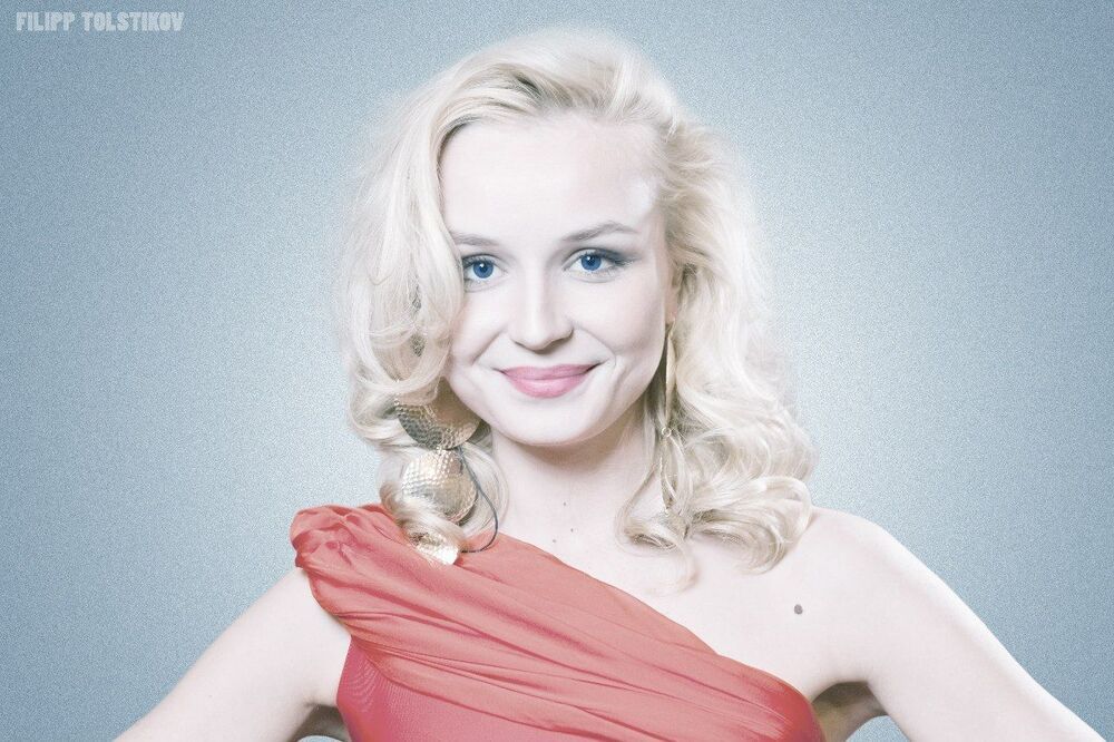 Полина Гагарина