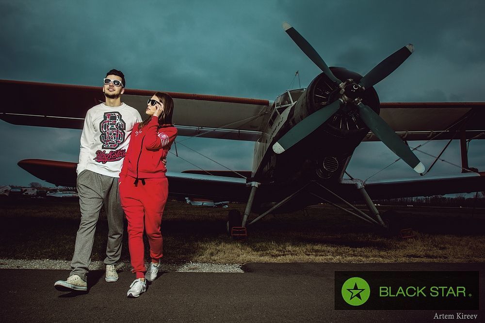 LOOKBOOK FOR BLACK STAR