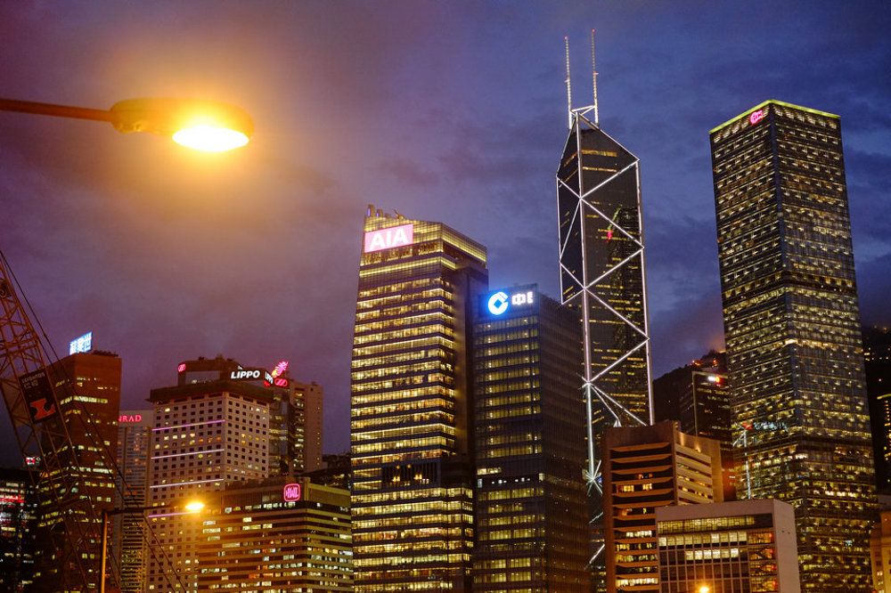 Hong Kong ( ночью )