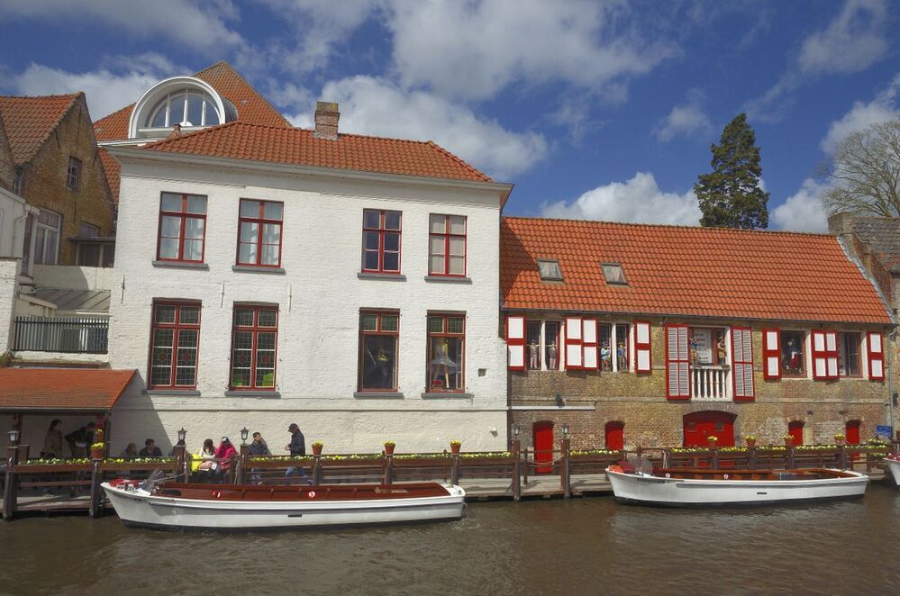 Spring in Bruges.