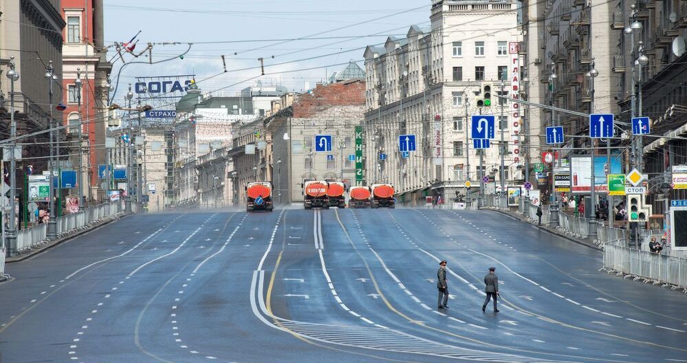 МИР...ТРУД...МАЙ..