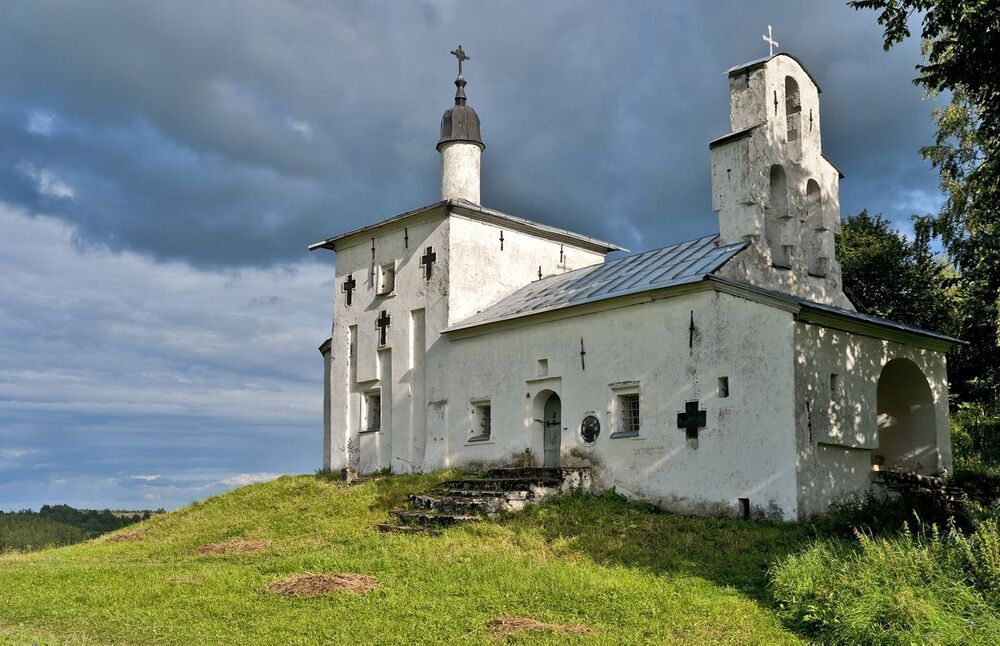 Никольская церковь на Труворовом городище