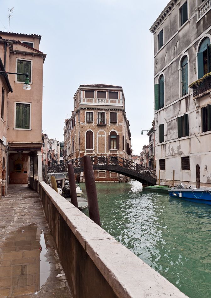 Venezia ... Питерское наваждение , либо Пять углов, либо пересечение Грибоедова Канала с пер.Гривцова