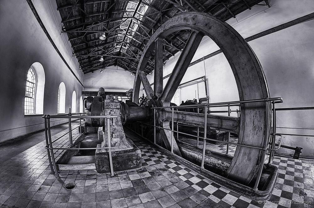 Steam engine.
