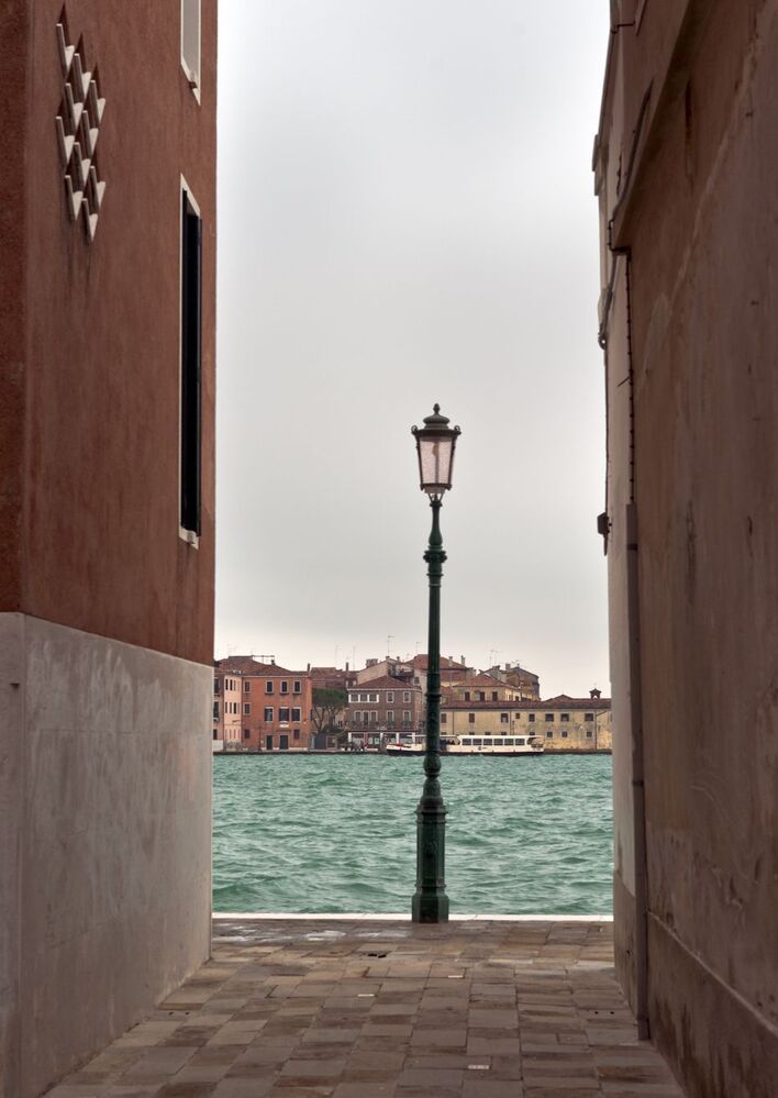 Venezia ...вдоль по набережной Бонлини(fondomento Bonlini)