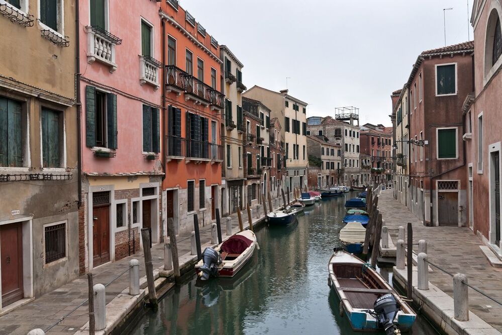 Venezia ...вдоль по набережной Бонлини(fondomento Bonlini)