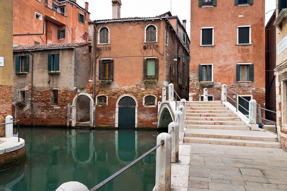 Venezia ...вдоль по набережной Бонлини(fondomento Bonlini)