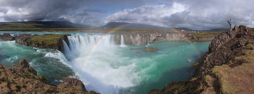 Водопад Годофосс