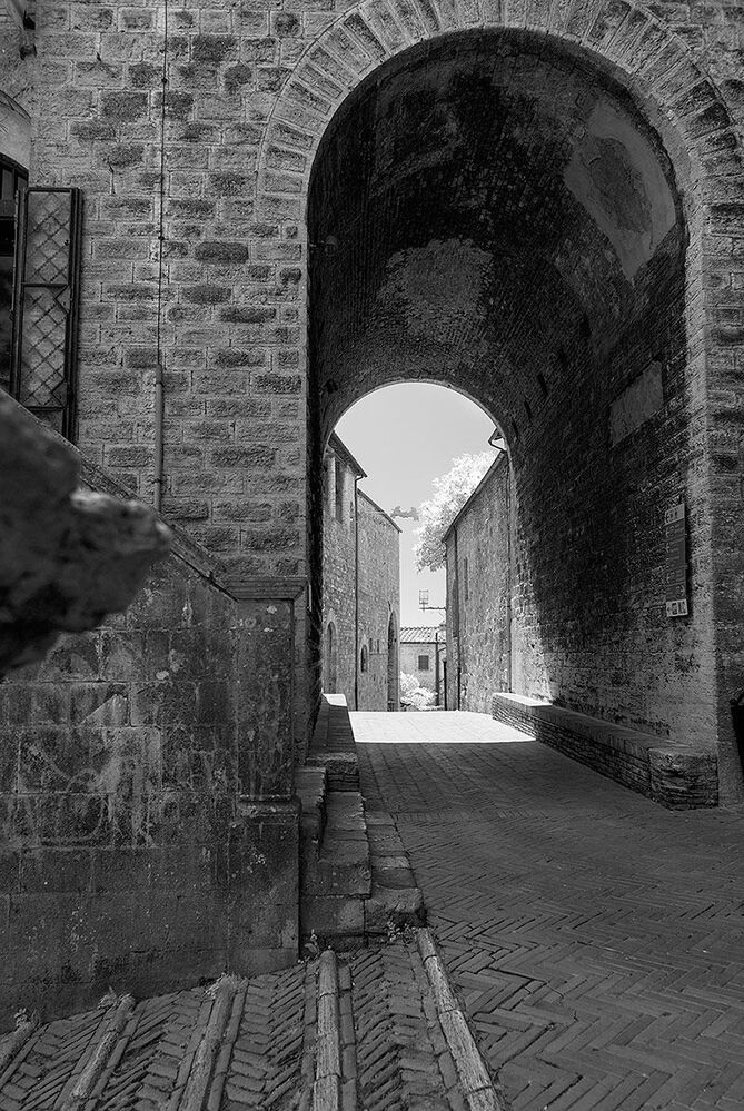 San Gimignano B&W