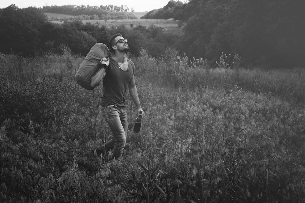 THE OUTLAW (BW)