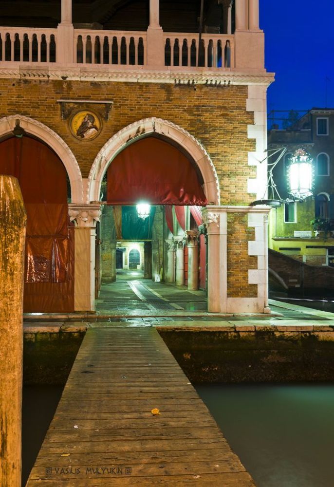ночь,канал,фонарь ... Venezia