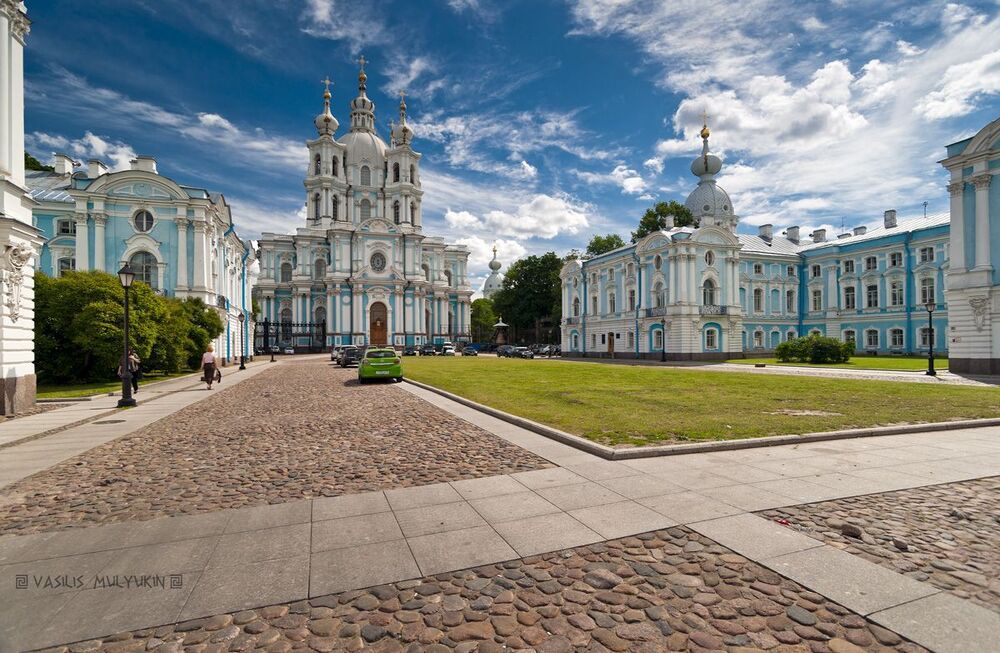 Прогулка к Смольному собору