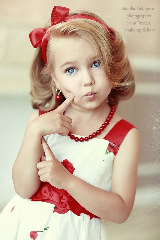 Маленькие леди! :)