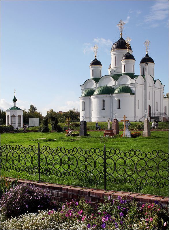 Спасо-Преображенский монастырь.
