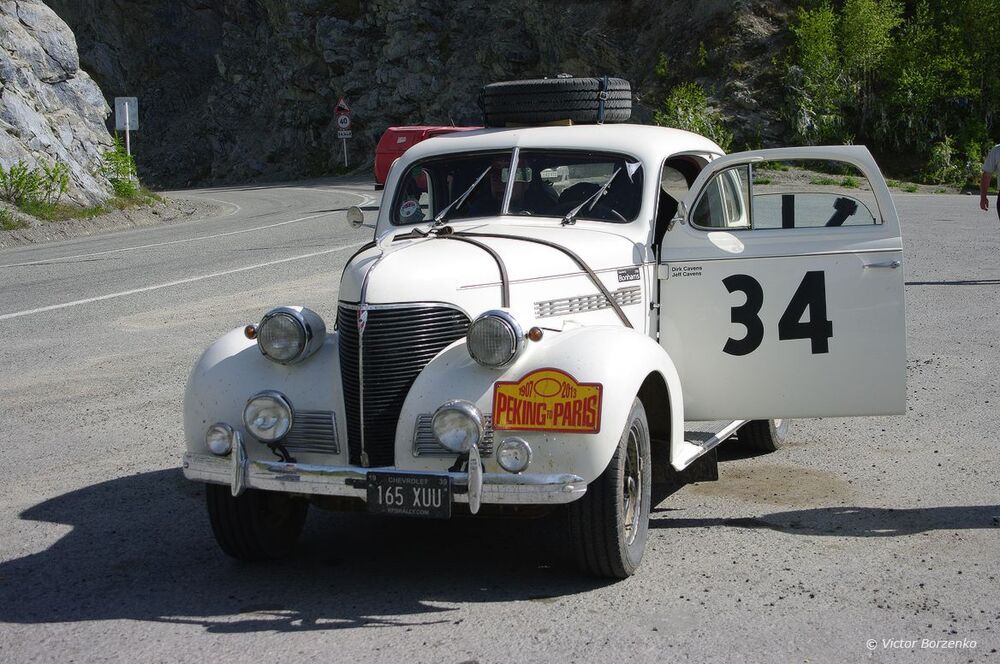 №34 1939 - Chevrolet Coupe 3,9L. Dirk Cavens(B) / Jeff Cavens(B).
8/5 место