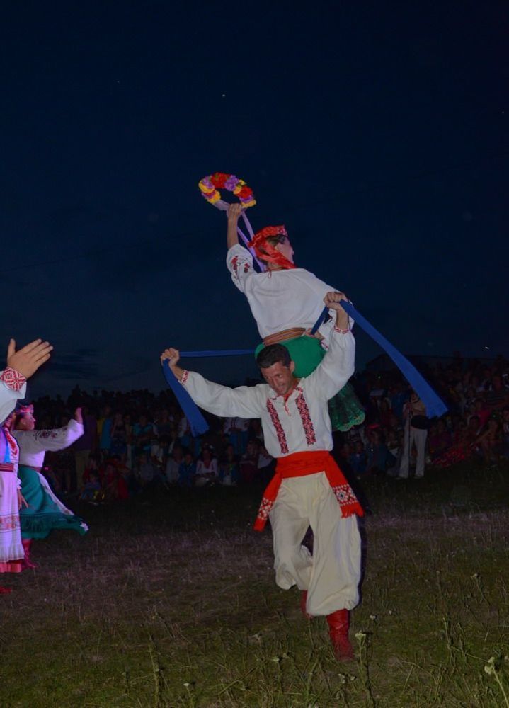 Купальські роси(праздник Ивана Купала в с. Немыренцы.)