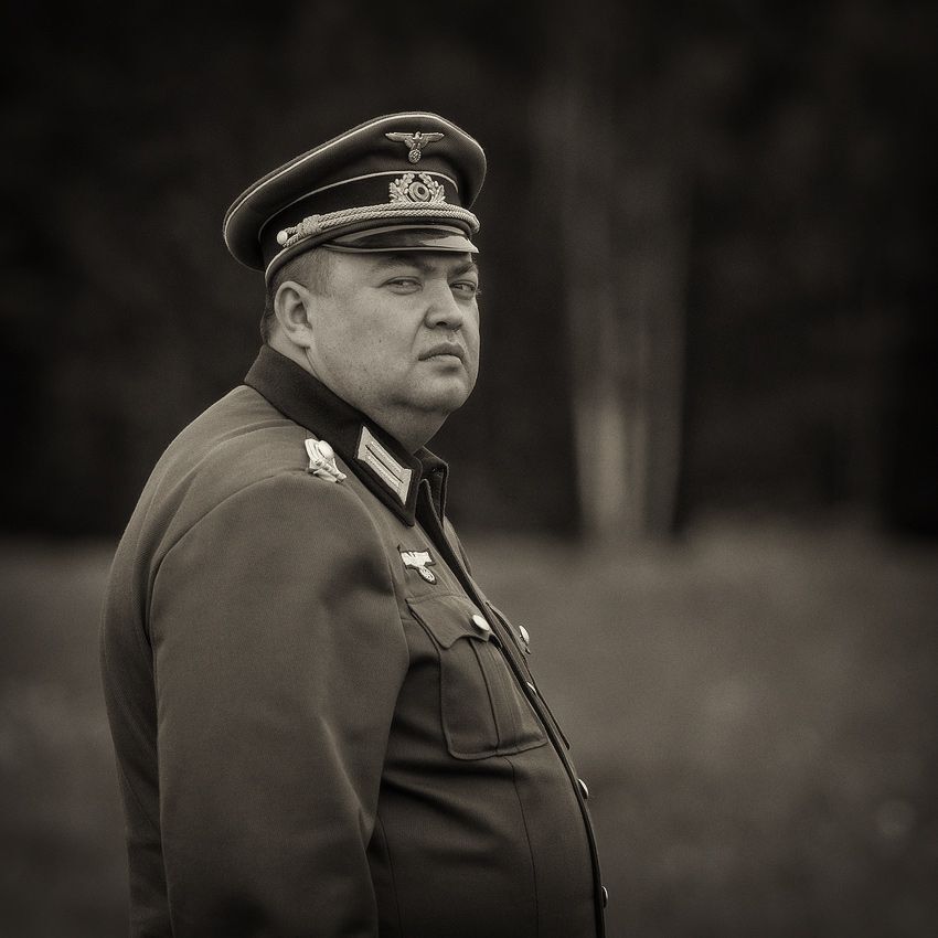 по обе стороны войны ...