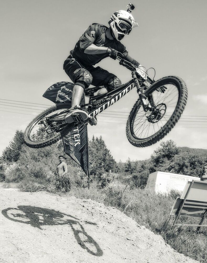 DH