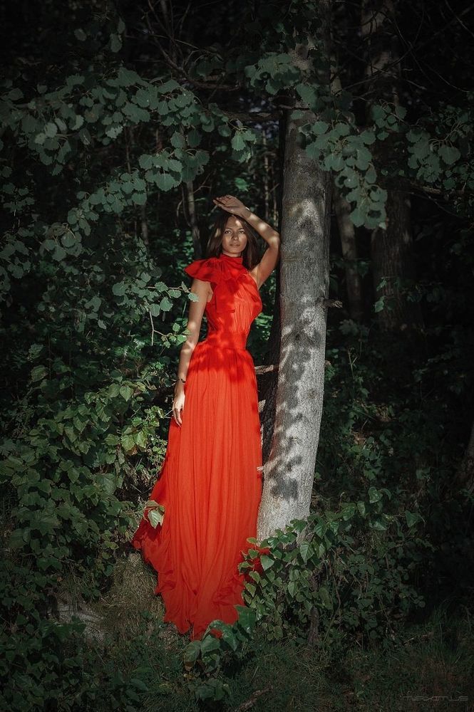 Lady in red