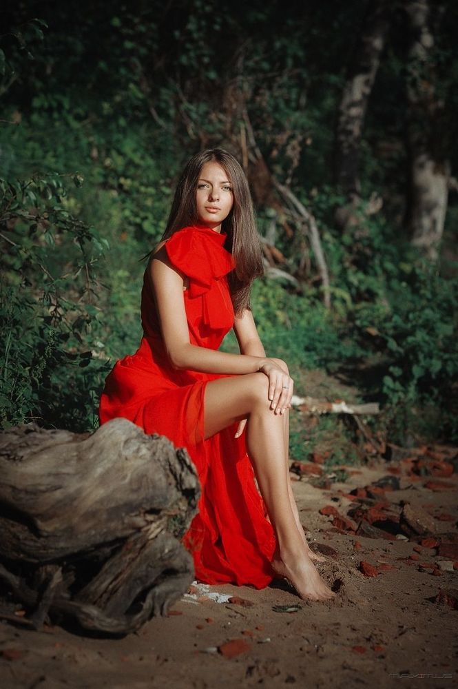 Lady in red