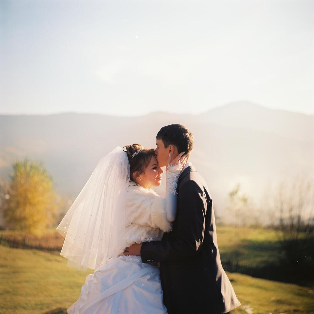 wedding kiss
6x6, Kodak Ektar