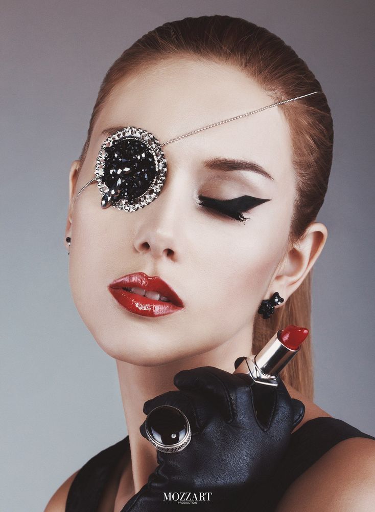 Yuliya S.