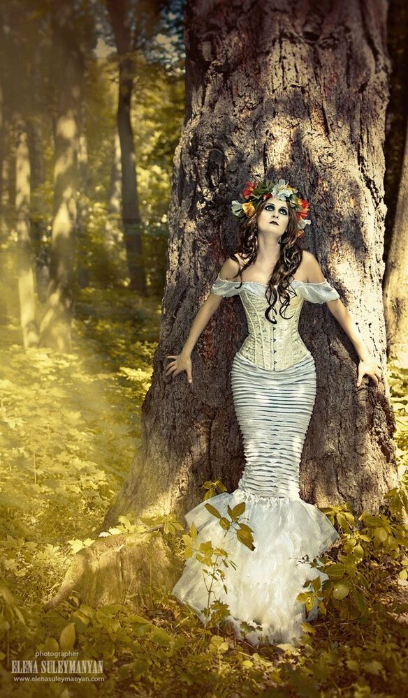 Фотограф Елена Сулейманян
Модель Ольга Ходарева
Визажист Венера Миттель