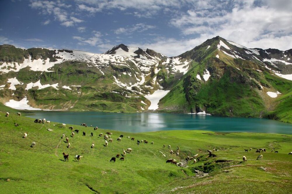 Dudupatsar Lake Kaghan Pakistan