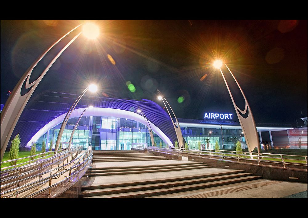 ---= AIRPORT =---