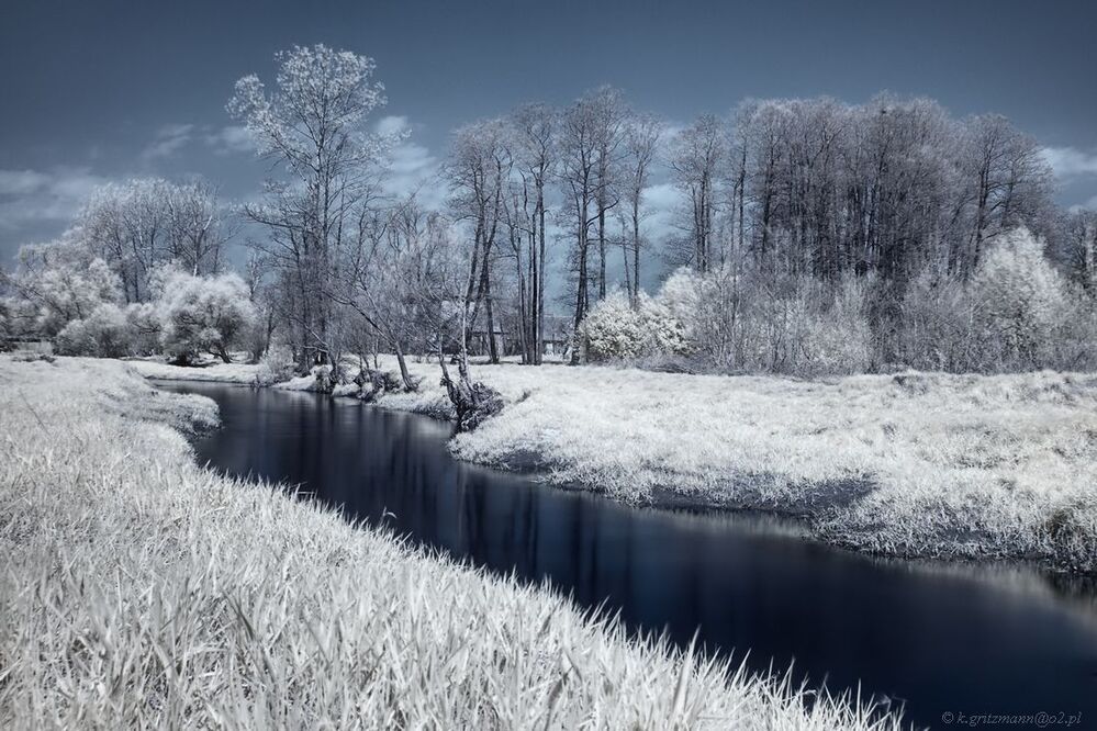 infrared world - Kamienna river
