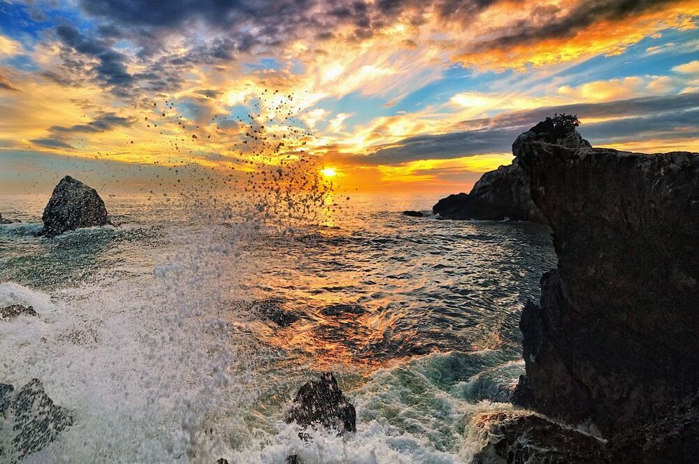Sunrise in the East Sea