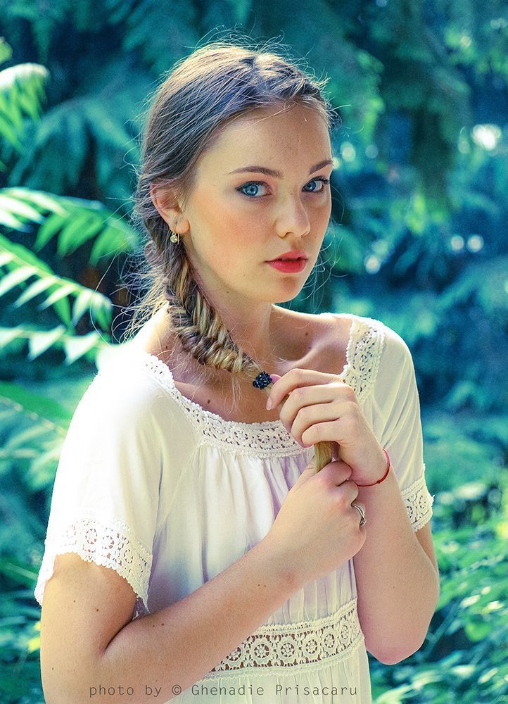 COLORED