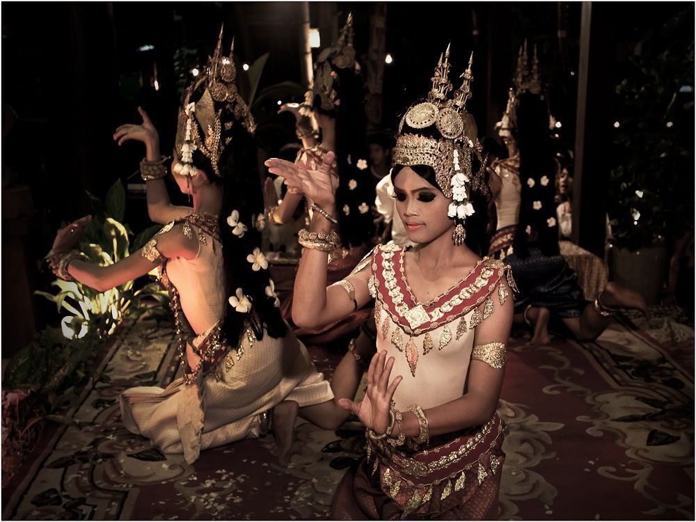 Cambodia dancers