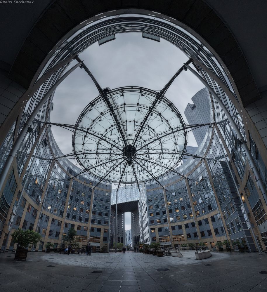 La Defense