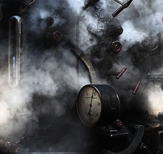 Травит регулятор, надо бы подтянуть, но это только на остановке