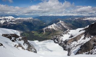 1. Смотровая площадка у горы Юнгфрау.