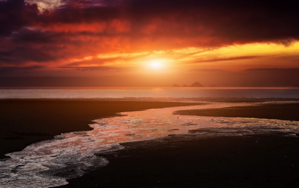 Sunset at gurepo beach