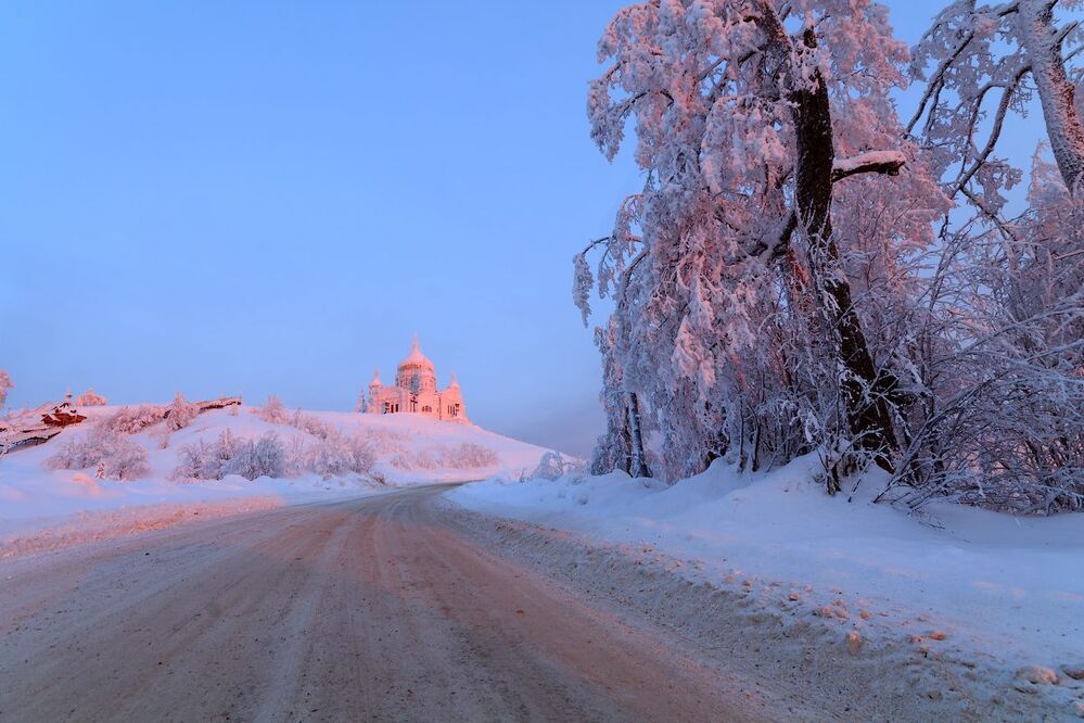 -37 &deg;С и Белогорский монастырь.
