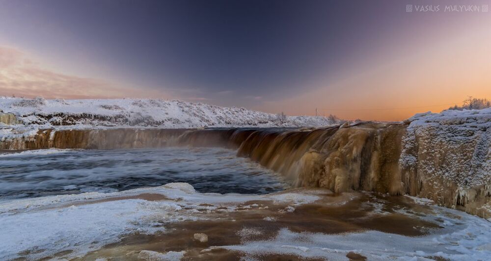 водопад на реке Тосна
